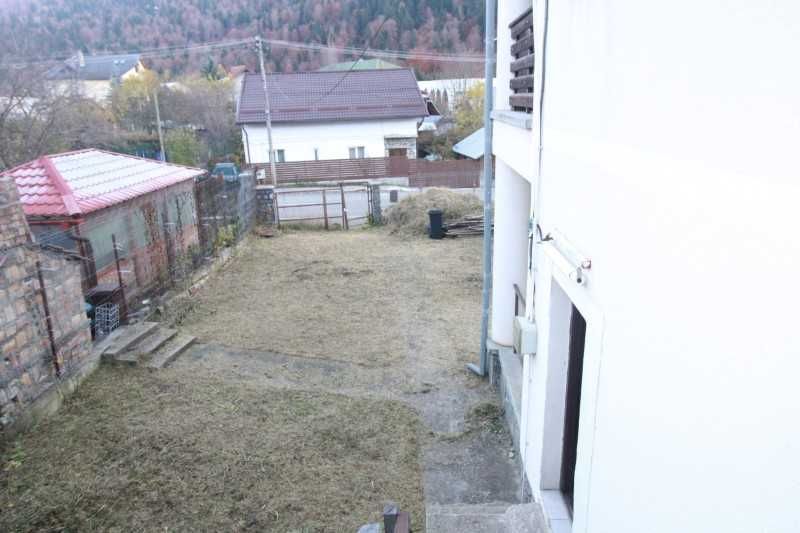 Vanzare casa tip duplex Azuga|23 August|Comision 0%