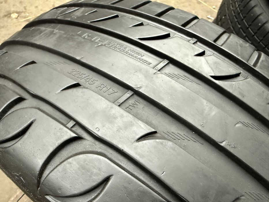 Anvelopa Vara 225/45 r17 - Sebring UHP Ultra High Performance