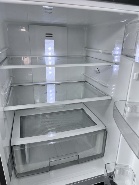 Продам холодильник LG