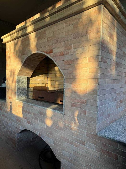 Травертин — доступный камень для облицовки