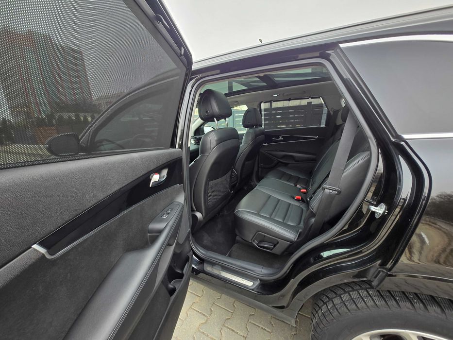 Kia sorento 4x4 full option