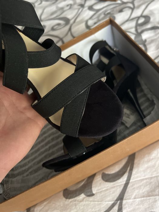 Босоножко новый 38 размер