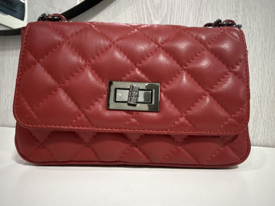 Продам женскую сумочку, натуральная кожа