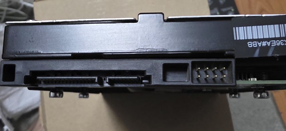 Hard 500gb sata pret 150ron