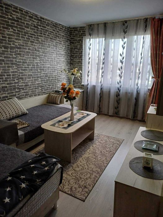 Продава се Тристаен апартамент в София, Разсадника - 84 кв.м за 2209 €/кв.м - Снимка #2