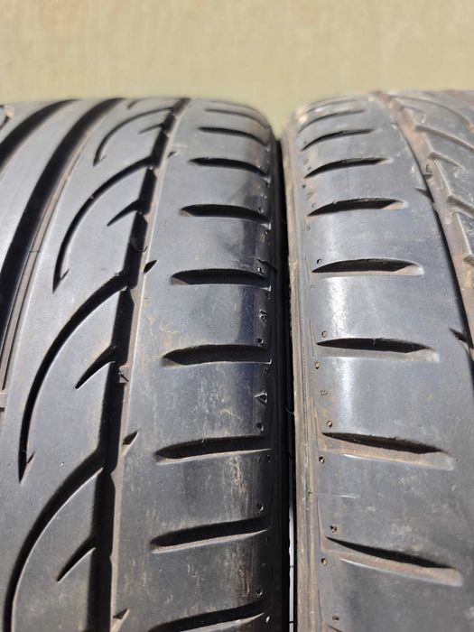 2 бр. летни гуми 225/35/19 Hankook 6 mm DOT 3419