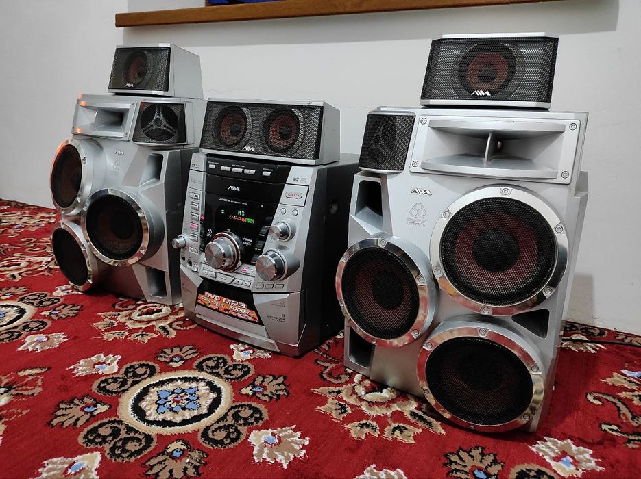 Muzikalni sentir aiwa sotiladi