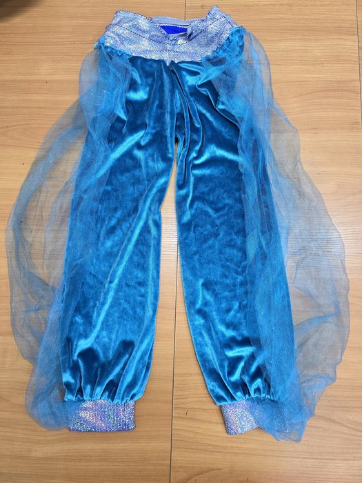 Продам детский костюм