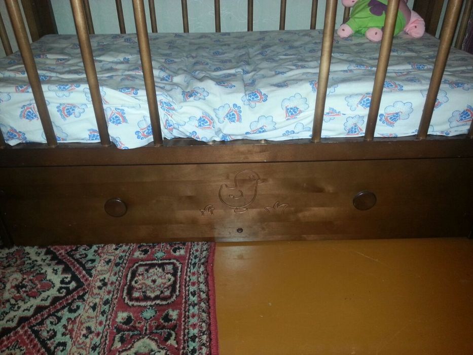 Продам манеж срочно