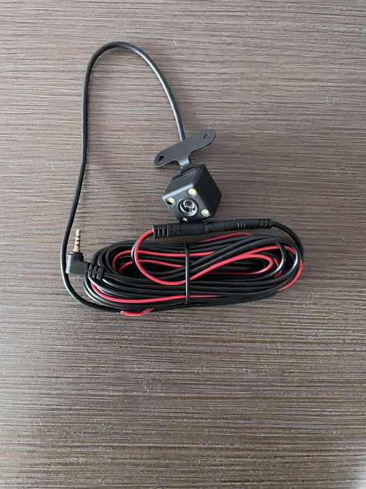 Видеорегистратор + задна камера