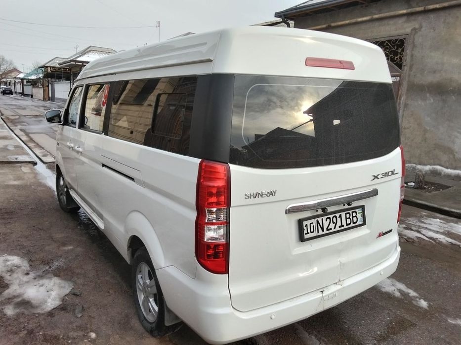 Shineray x30 sotiladi  2023 yil narxini kelishamiz