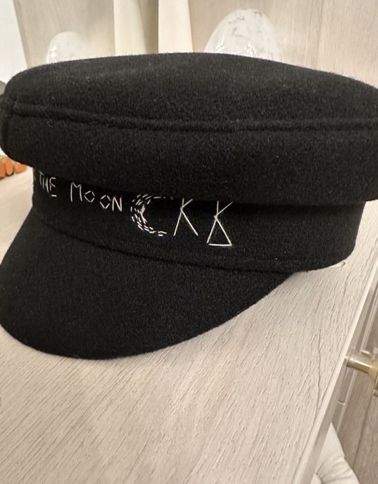 Вълнена шапка багета