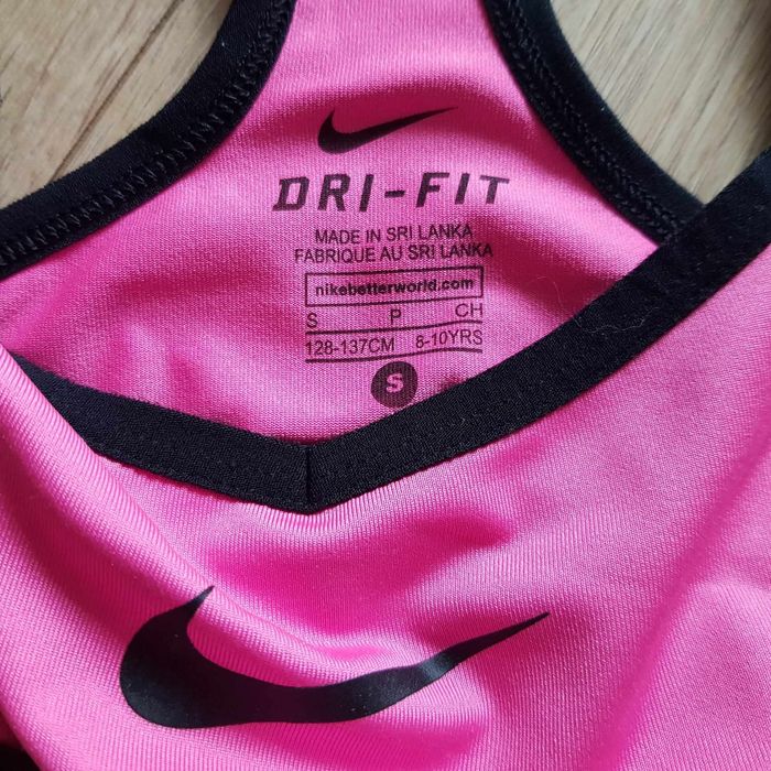 Бюстие "Nike" 8-10 г.