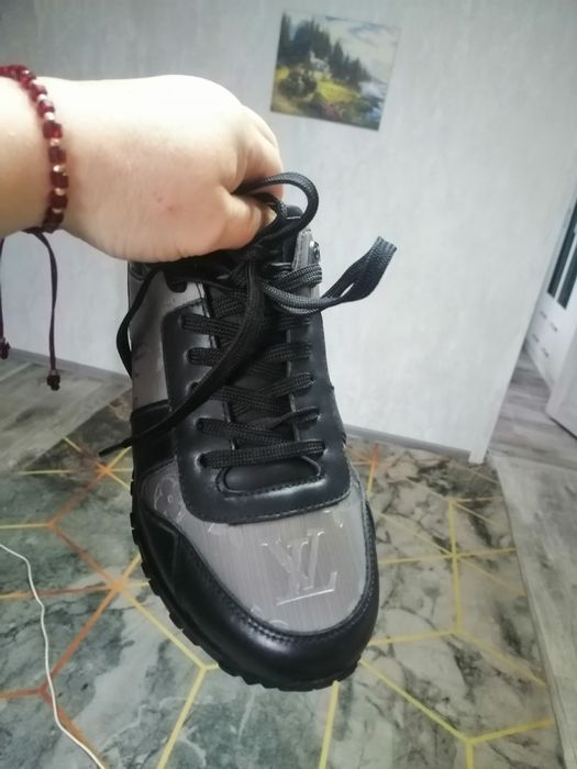 Продам кросовки Louis Vutton