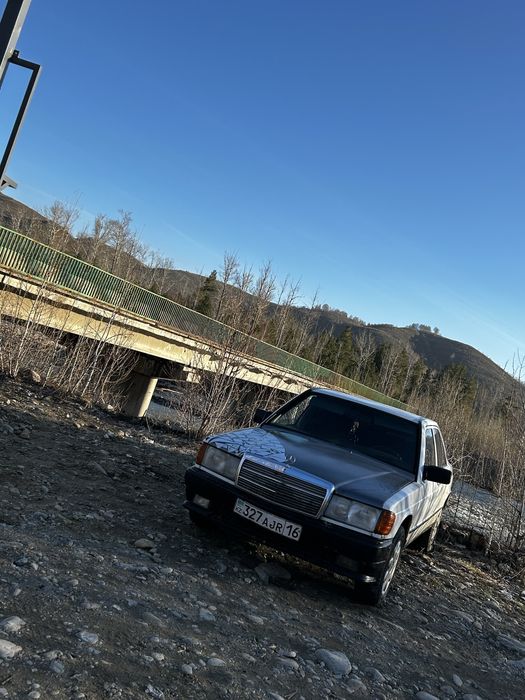 Продам мерседес 190