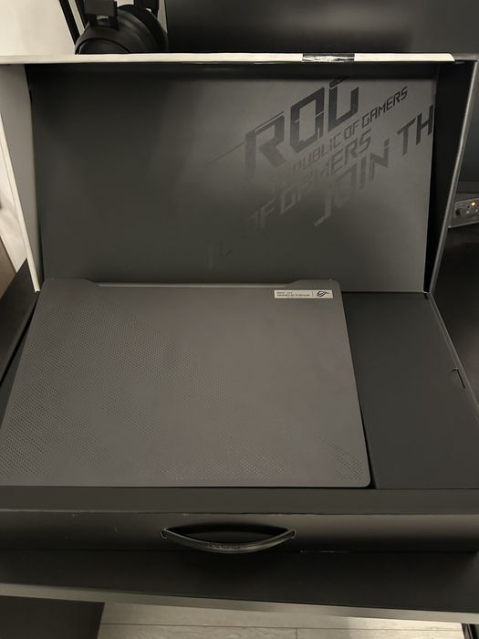 Laptop Gaming ASUS ROG Zephyrus G14 RYZEN 9 3050 16 RAM