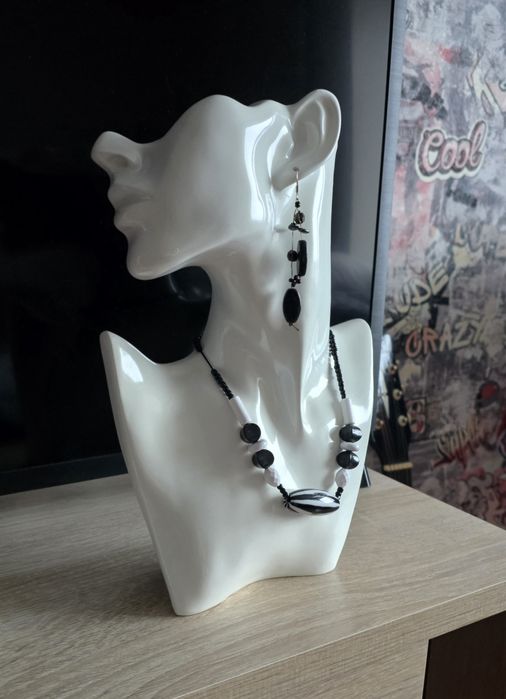 Бюст для украшений