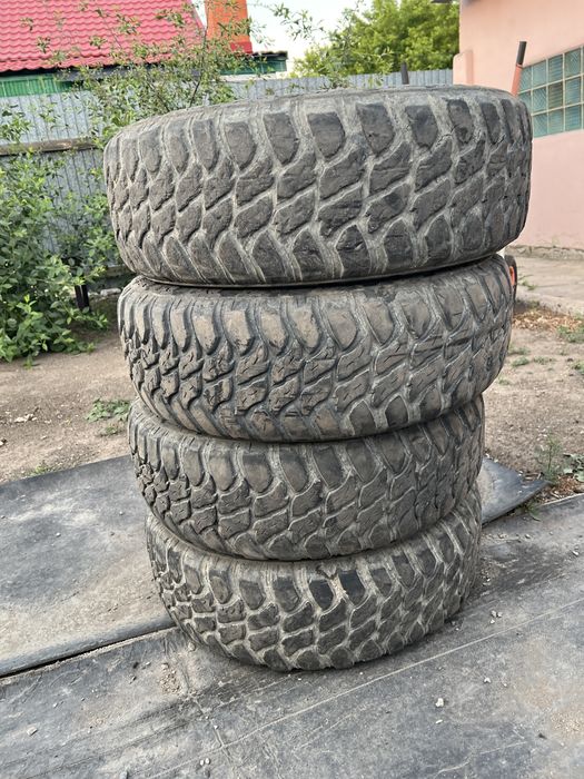 продам шины 245/70 R16