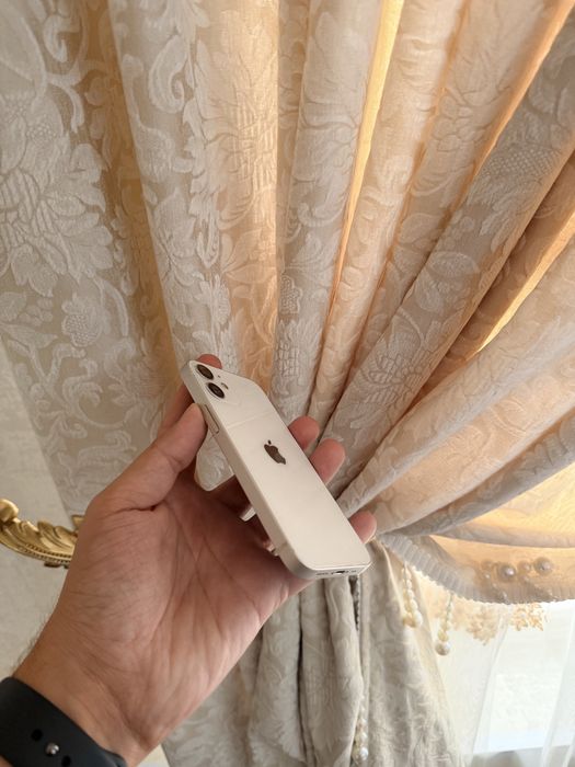 iPhone 12 Mini 128Gb - В хорошем состоянии