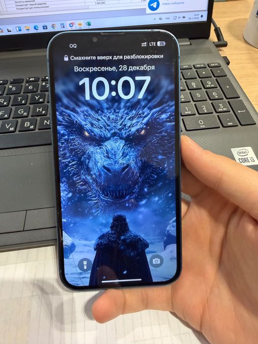 Айфон 13 в хорошем состоянии