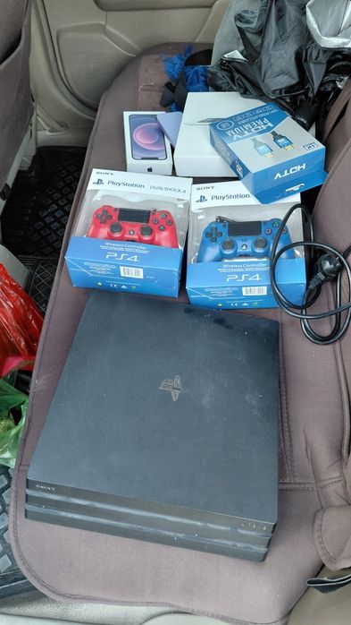 Sony Playstation 4 PRO 1TB