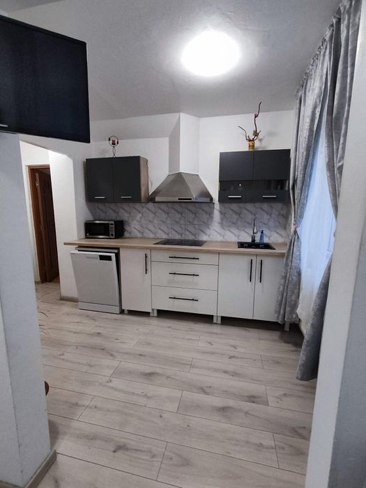 Apartament cu 4 camere