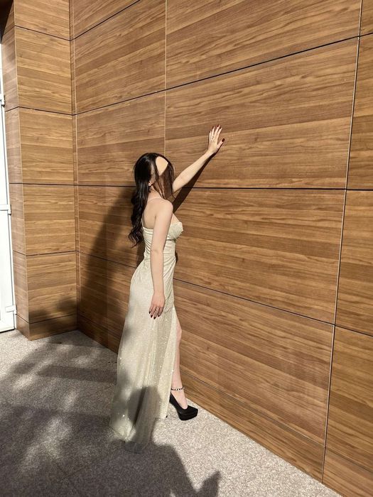 Бална рокля, блестяща, цвят "champagne gold"