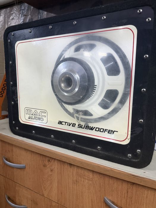 Сабвуфер для авто