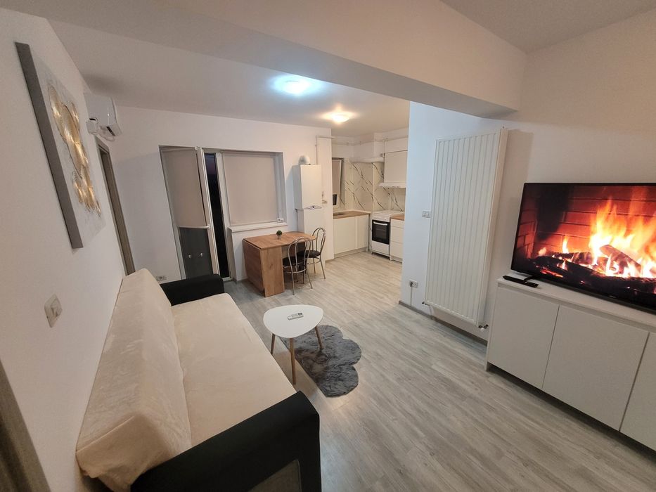 Inchiriez apartament 2 camere Unirea Grand Residence (proprietar)