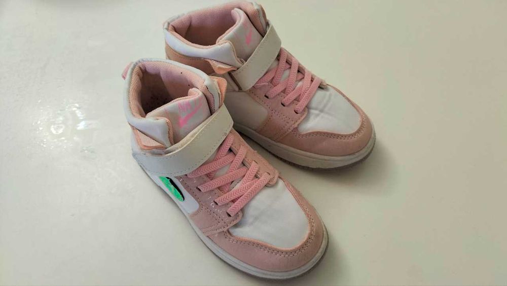 Детские кроссовки 31 размер