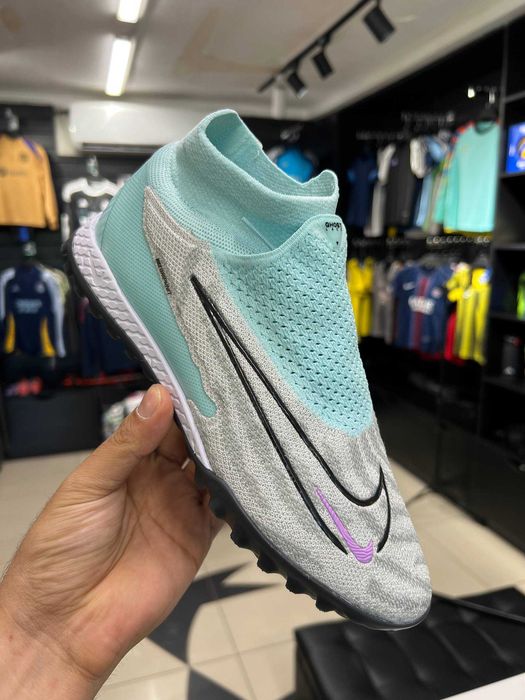 Футбольные сороконожки Nike Phantom Распродажа