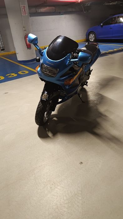 Vand Kawasaki ZZR 600D reconditionat