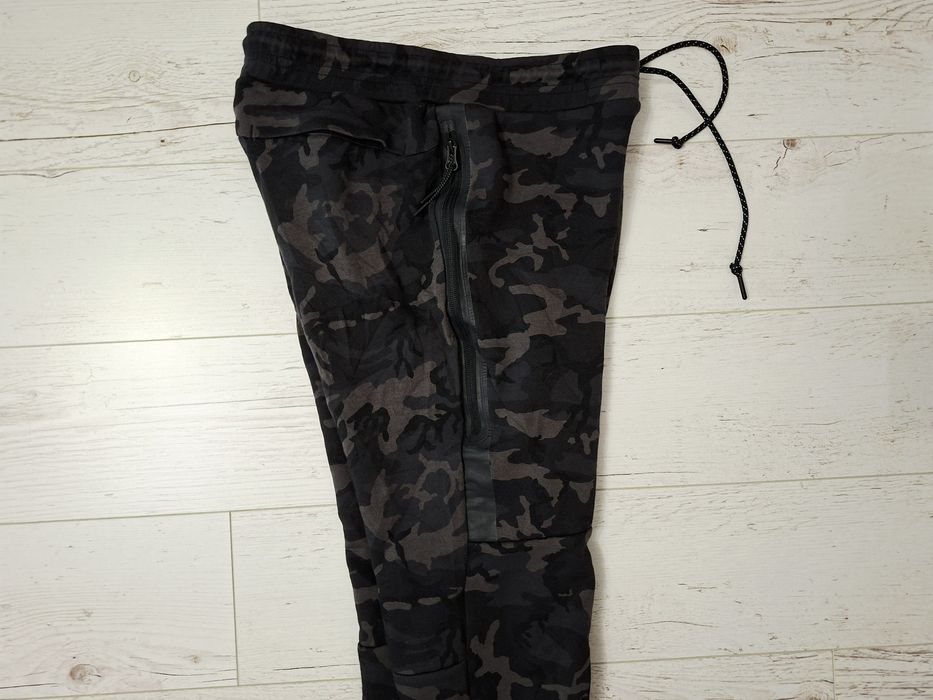 Nike Tech Camo-Ориг.долнище