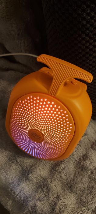 Boxa portabila bluetooth