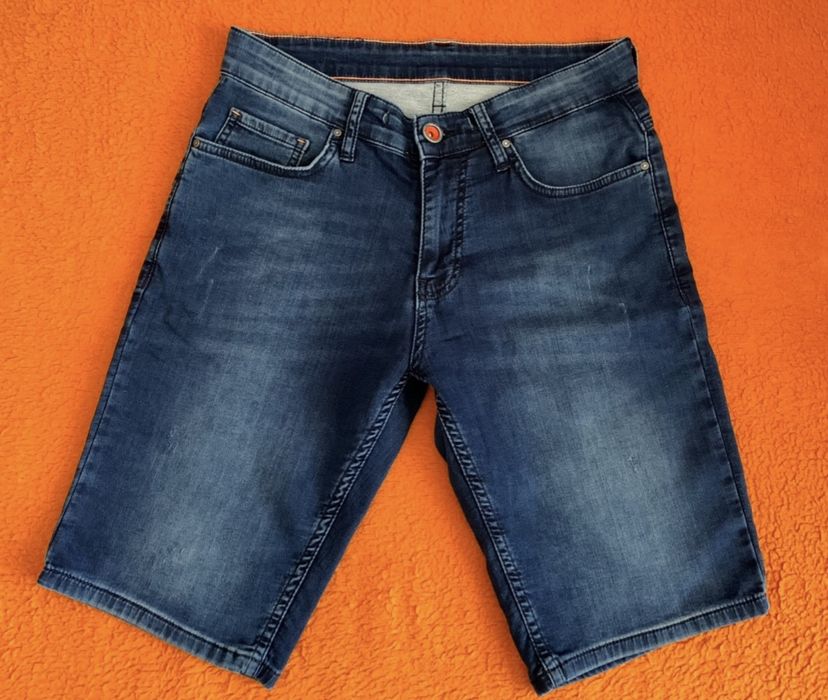 Нови мъжки дънки , къси дънкови панталони и бански Boss, Levis