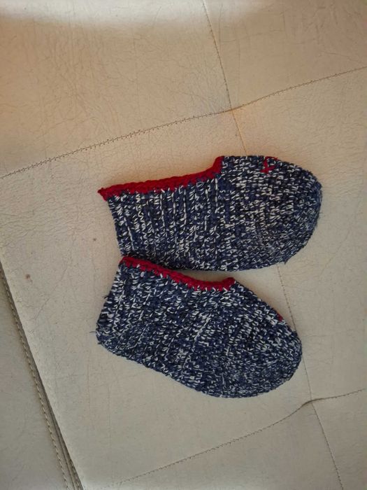 Ръчно плетени вълнени терлици