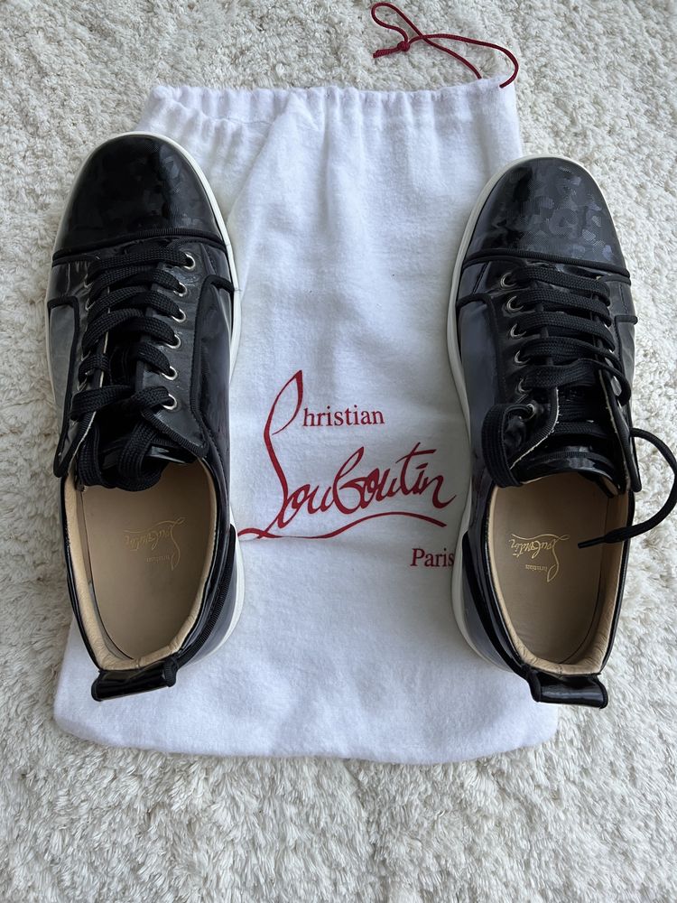 Louboutin hot sale sneakers olx