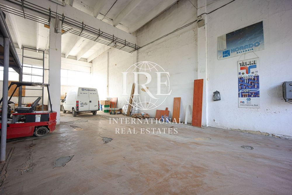 Склад в Добрич-Промишлена зона - Север площ 365 цена 184000