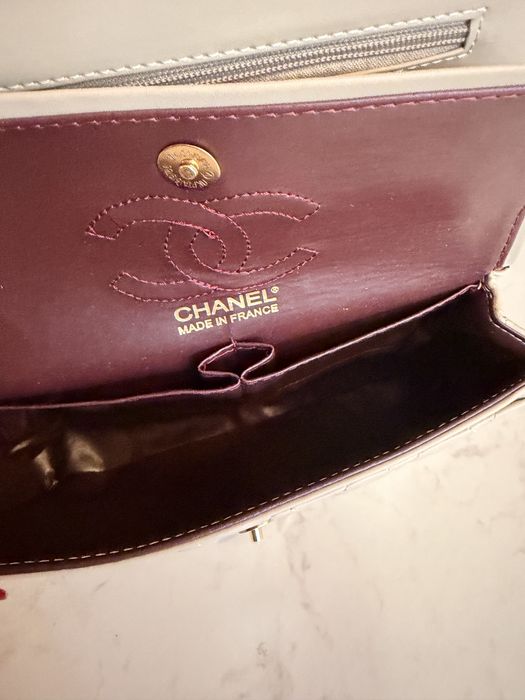 Дамска чанта Chanel Classic среден размер бежова