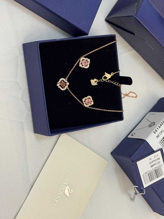 Set Swarovski Lantisor si cercei
