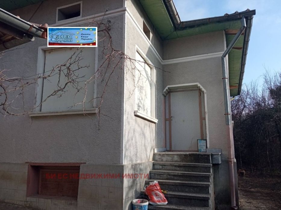 Къща в с. Осиковска Лакавица 108 м²