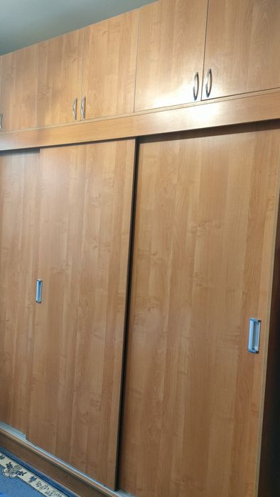 Мебель срочно продам