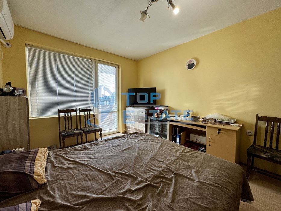 Двустаен тухлен апартамент в квартал Кольо Фичето, град Велико Търново