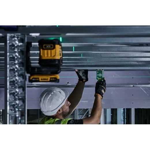 Лазерен нивелир Dewalt DCLE34021D1, 18V