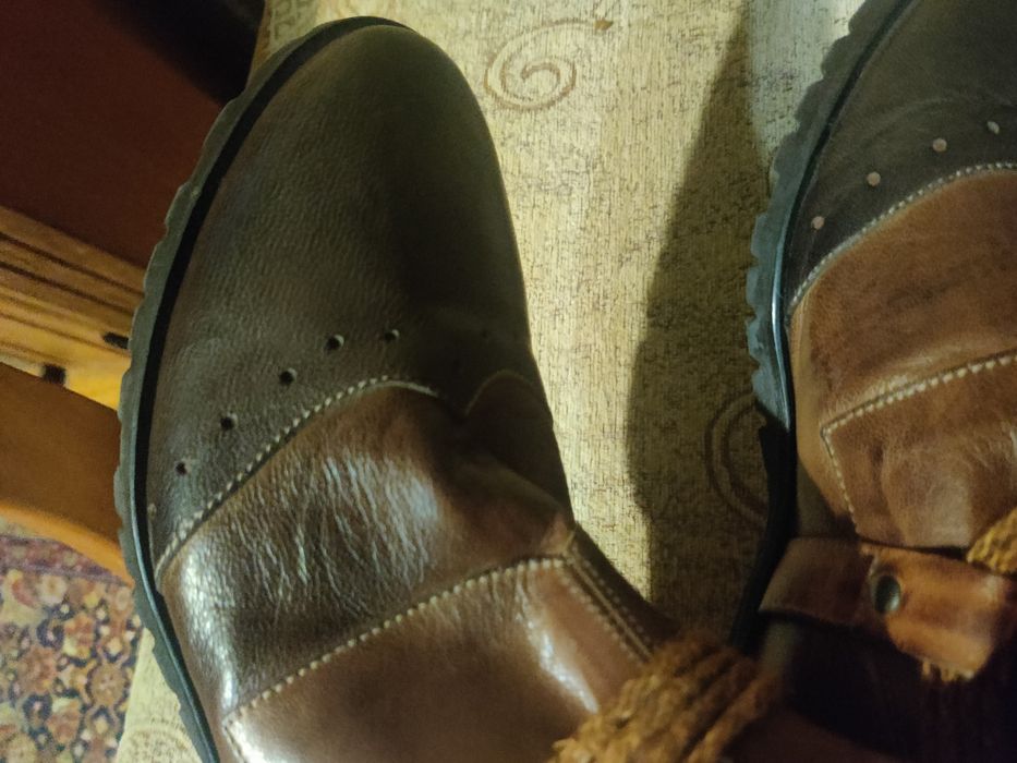 Дамски кожени боти.чисто нови, размер 39