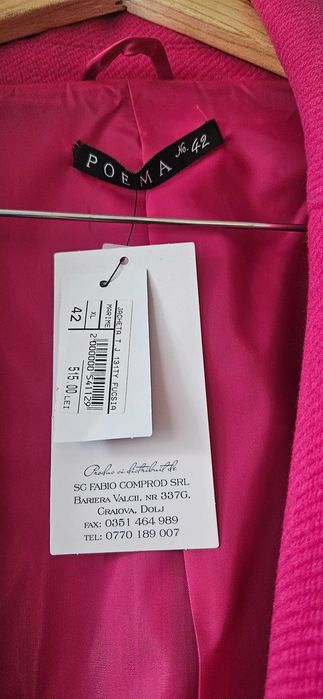 Palton Poema marimea 42 Nou cu eticheta