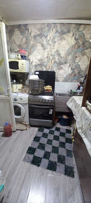 СРОЧНО ПРОДАЁТСЯ 3-х комнатная КВАРТИРА на метро Беруний