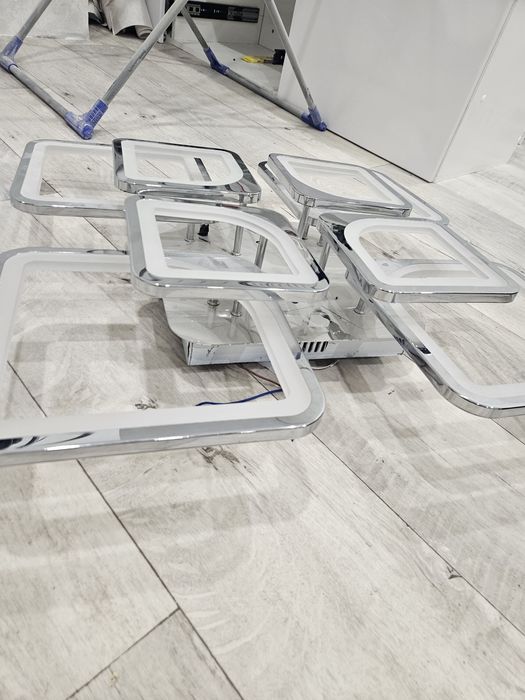 Продам люстру светодиодную