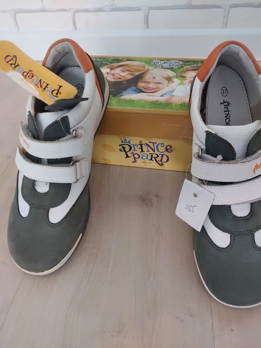 Продам обувь для мальчиков ECCO