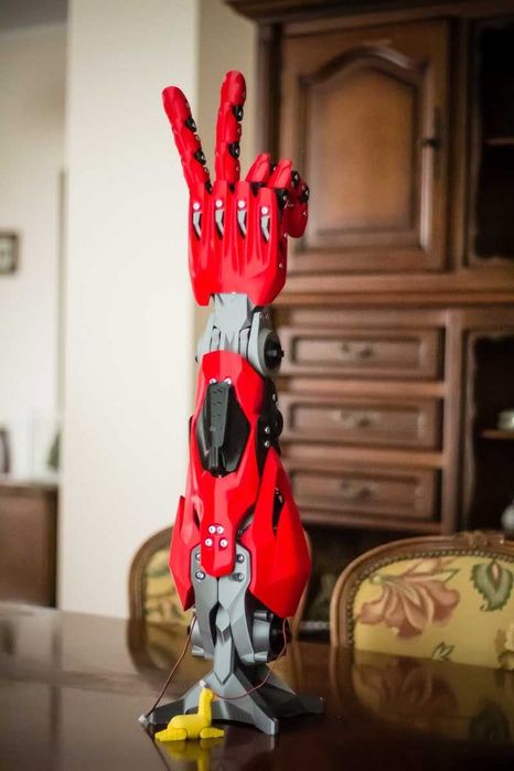 Brat Robot - Element Decorativ